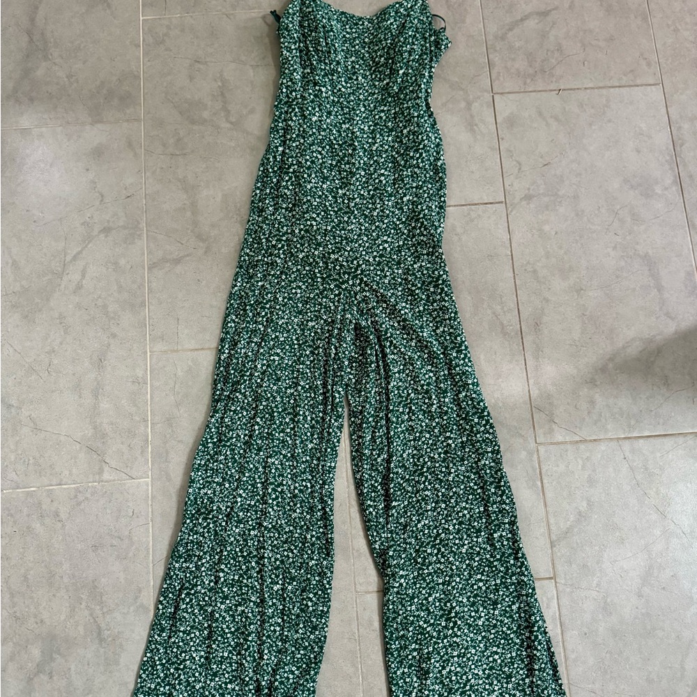 Green Floral Jumpsuit - Picture 3 of 4